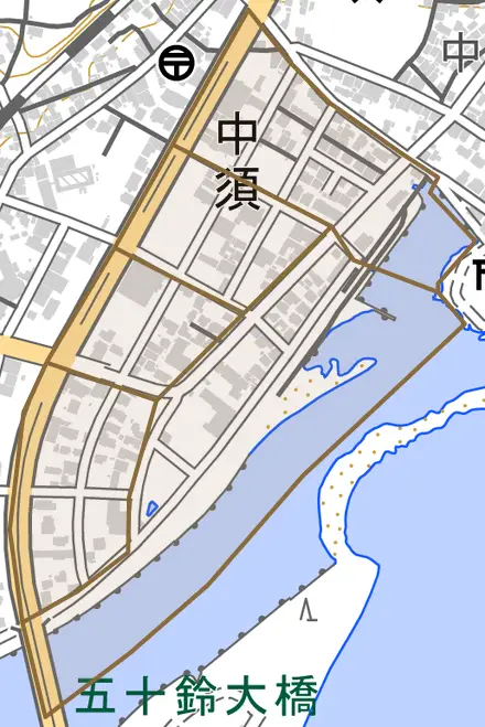 中須とその周辺の地図。町の範囲を重ねている