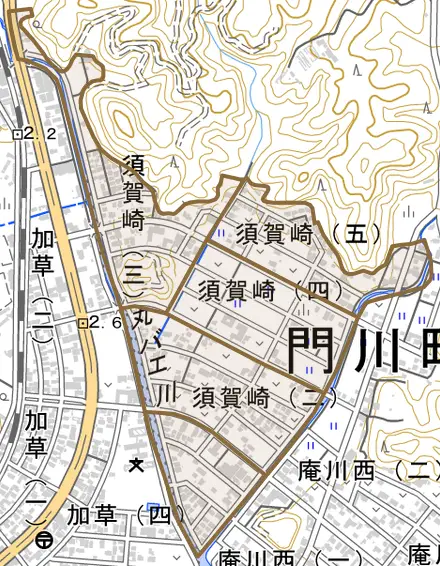 須賀崎とその周辺の地図。町の範囲を重ねている