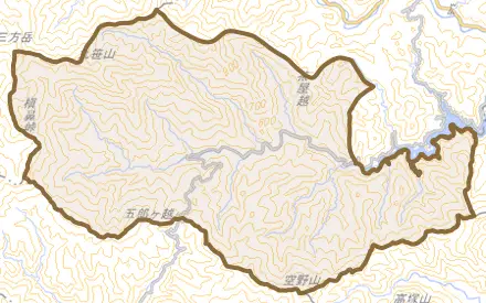 南郷上渡川とその周辺の地図。町の範囲を重ねている