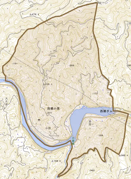 西郷小原とその周辺の地図。町の範囲を重ねている