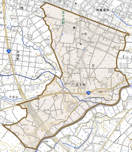 五十町とその周辺の地図。町の範囲を重ねている
