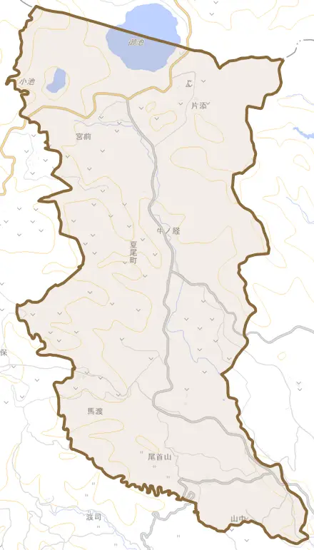 夏尾町とその周辺の地図。町の範囲を重ねている