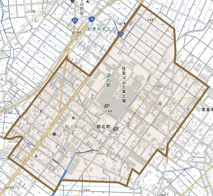 都北町とその周辺の地図。町の範囲を重ねている