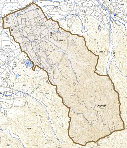豊満町とその周辺の地図。町の範囲を重ねている