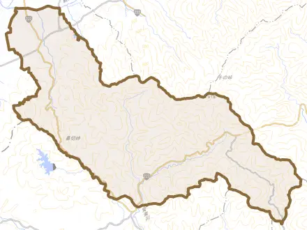 安久町とその周辺の地図。町の範囲を重ねている