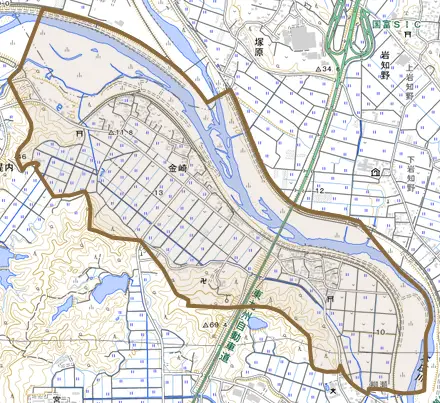大字金崎とその周辺の地図。町の範囲を重ねている