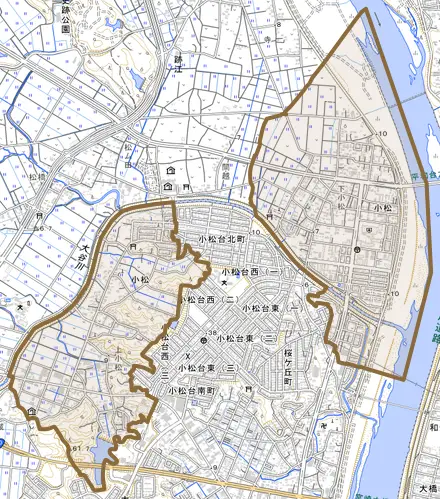 大字小松とその周辺の地図。町の範囲を重ねている
