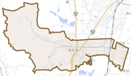 大字新名爪とその周辺の地図。町の範囲を重ねている