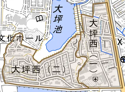 大坪西とその周辺の地図。町の範囲を重ねている