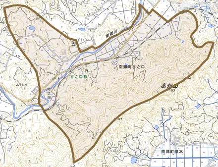 南郷町谷之口とその周辺の地図。町の範囲を重ねている