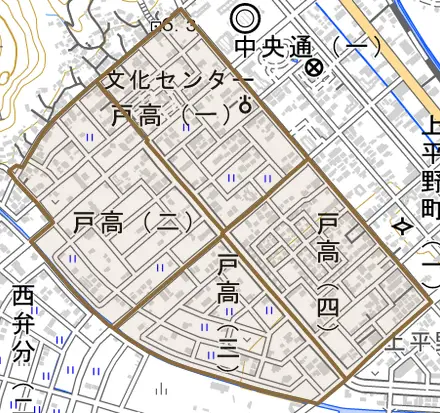 戸高とその周辺の地図。町の範囲を重ねている
