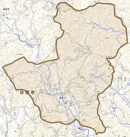 大字塚田乙とその周辺の地図。町の範囲を重ねている