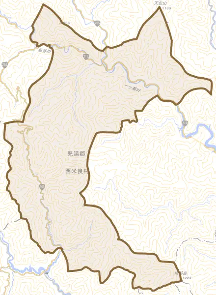 大字村所とその周辺の地図。町の範囲を重ねている