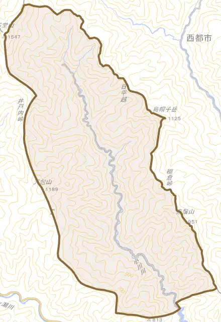 大字小川とその周辺の地図。町の範囲を重ねている