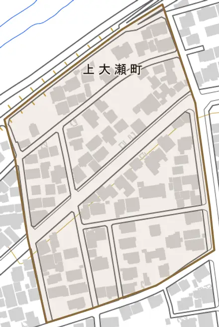 上大瀬町とその周辺の地図。町の範囲を重ねている