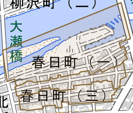 春日町とその周辺の地図。町の範囲を重ねている