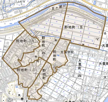 野地町とその周辺の地図。町の範囲を重ねている
