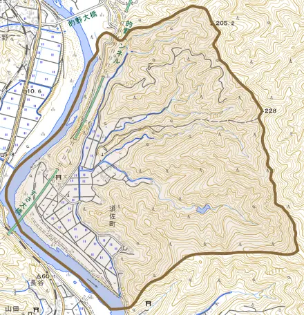 須佐町とその周辺の地図。町の範囲を重ねている