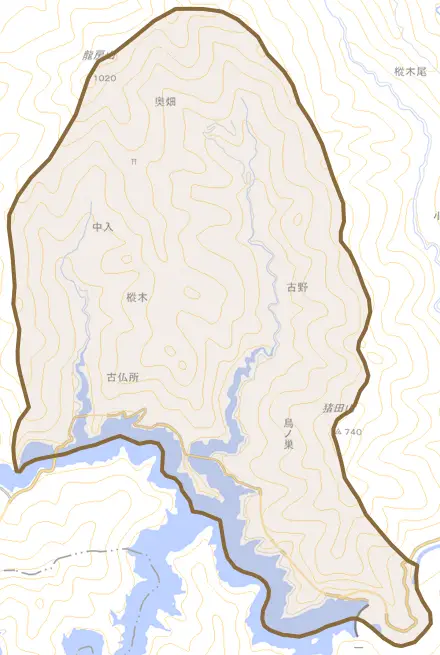 大字中尾とその周辺の地図。町の範囲を重ねている