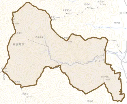 穂高有明とその周辺の地図。町の範囲を重ねている