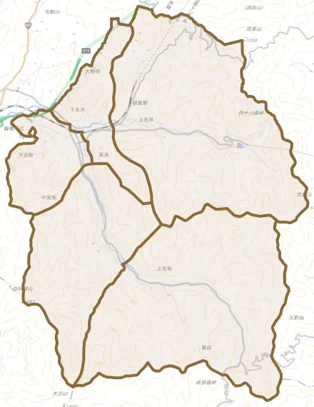 坂井とその周辺の地図。町の範囲を重ねている