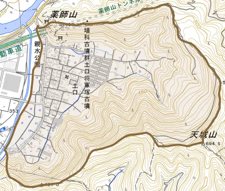 大字土口とその周辺の地図。町の範囲を重ねている