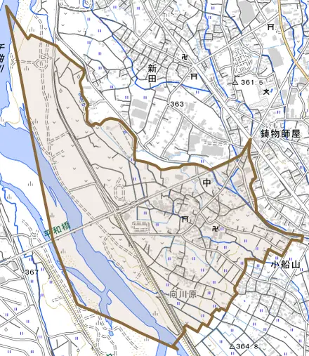 大字中とその周辺の地図。町の範囲を重ねている