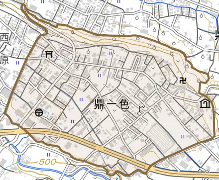 鼎一色とその周辺の地図。町の範囲を重ねている