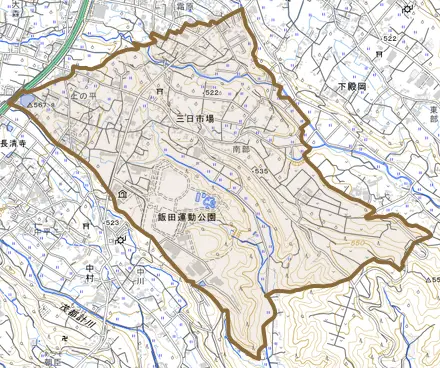 三日市場とその周辺の地図。町の範囲を重ねている