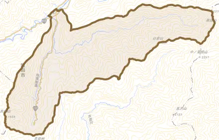 南信濃八重河内とその周辺の地図。町の範囲を重ねている