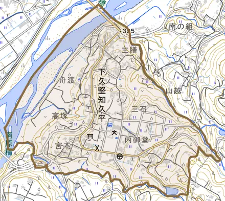 下久堅知久平とその周辺の地図。町の範囲を重ねている