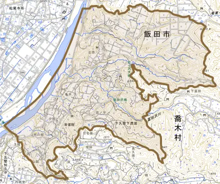 下久堅下虎岩とその周辺の地図。町の範囲を重ねている