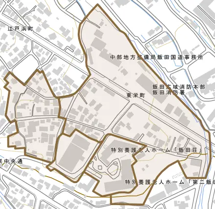 東栄町とその周辺の地図。町の範囲を重ねている