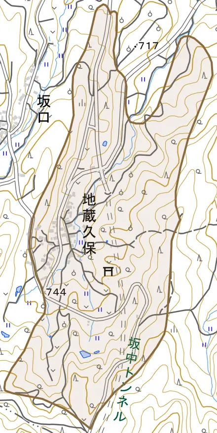 大字地蔵久保とその周辺の地図。町の範囲を重ねている
