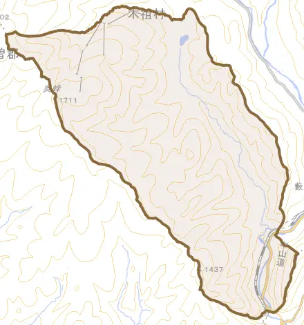大字菅とその周辺の地図。町の範囲を重ねている