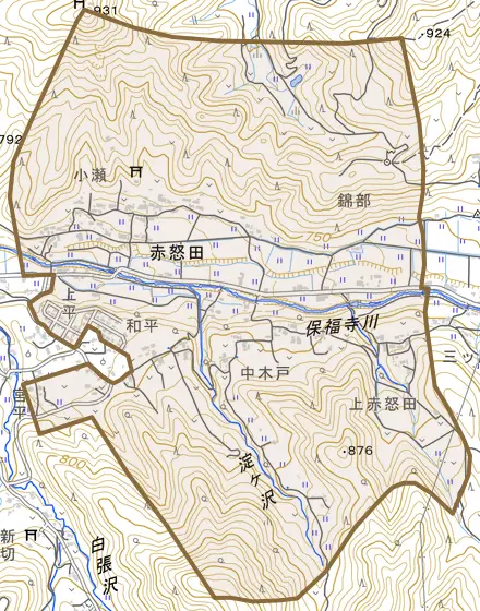 赤怒田とその周辺の地図。町の範囲を重ねている