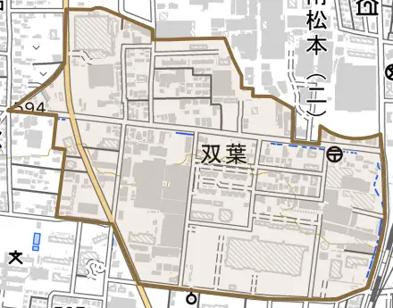 双葉とその周辺の地図。町の範囲を重ねている
