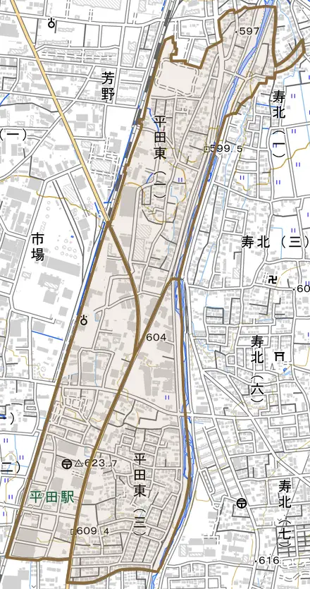 平田東とその周辺の地図。町の範囲を重ねている