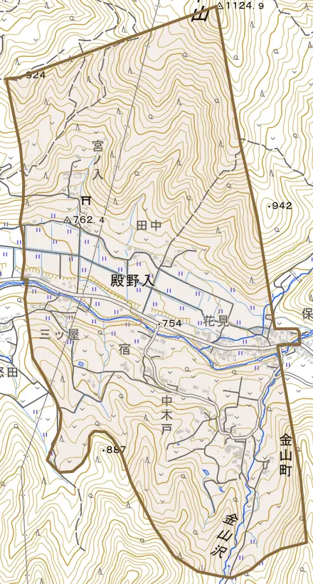 殿野入とその周辺の地図。町の範囲を重ねている