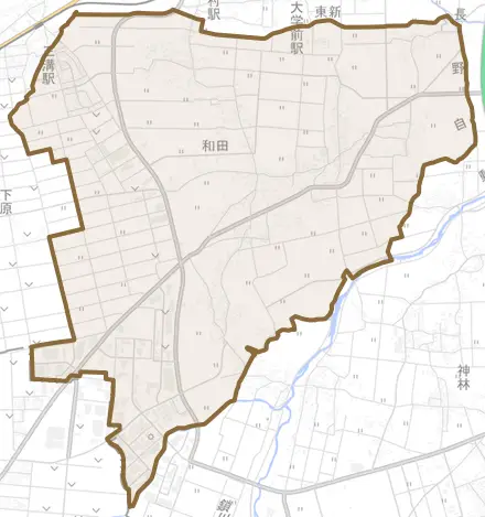 大字和田とその周辺の地図。町の範囲を重ねている