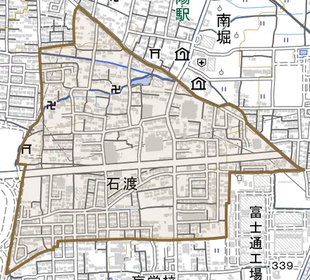大字石渡とその周辺の地図。町の範囲を重ねている