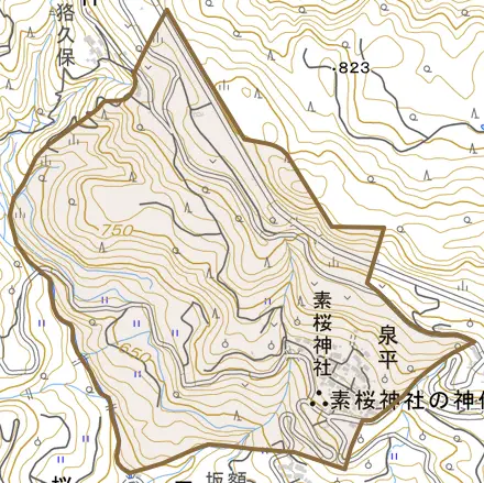大字泉平とその周辺の地図。町の範囲を重ねている