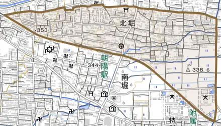 大字北堀とその周辺の地図。町の範囲を重ねている
