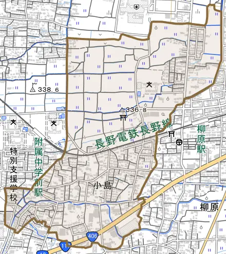 大字小島とその周辺の地図。町の範囲を重ねている