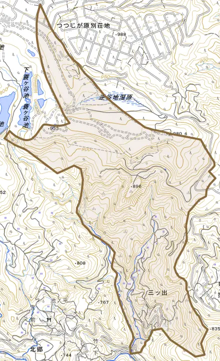 三ツ出とその周辺の地図。町の範囲を重ねている