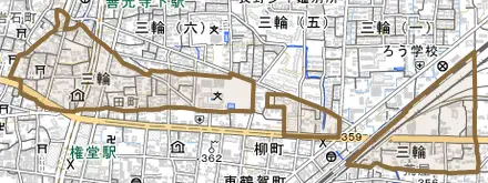 大字三輪とその周辺の地図。町の範囲を重ねている