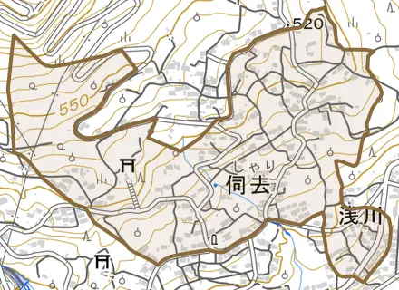 伺去とその周辺の地図。町の範囲を重ねている