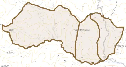 信州新町越道とその周辺の地図。町の範囲を重ねている