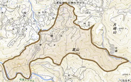 大字鑪とその周辺の地図。町の範囲を重ねている