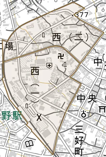 西とその周辺の地図。町の範囲を重ねている